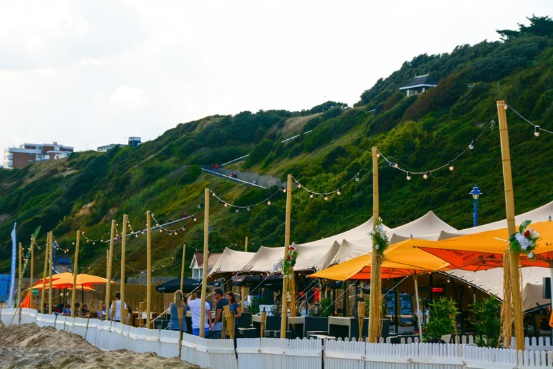 stretch_tents