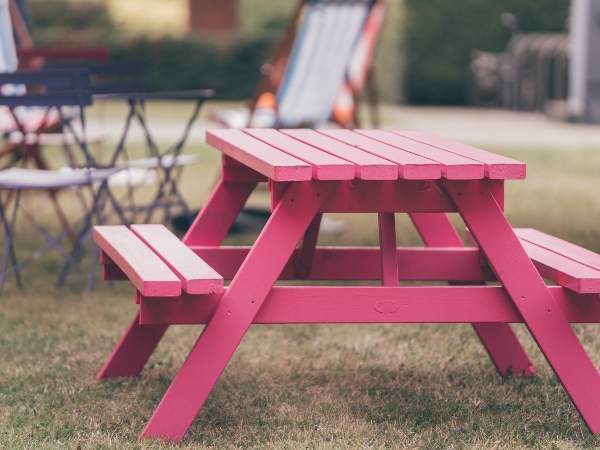 Pink Picnic Bench to hire